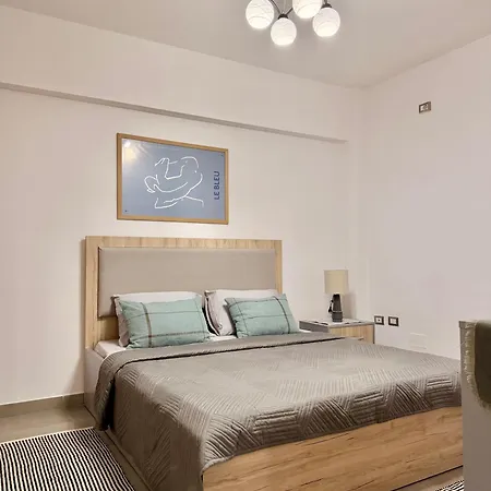 Le Bleu And Rose Apartment Shkoder